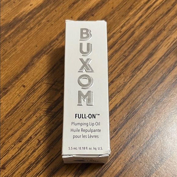 New/never used Buxom Plumping Lip Oil in White Russian! - Picture 2 of 3